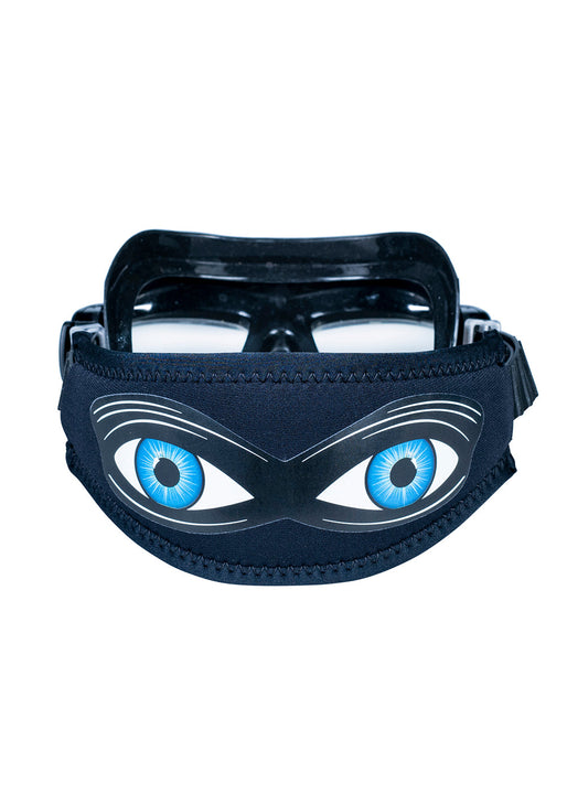 Shark Eyes Mask Tamer